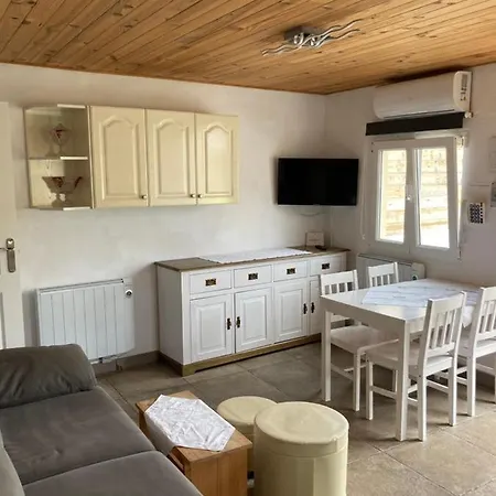 Casa Robion Apart Otel *